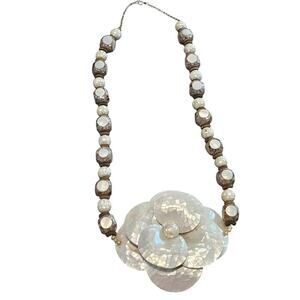 Vintage Mother of Pearl Necklace White Beaded 11" Flower Wedding Elegant 90s MOP